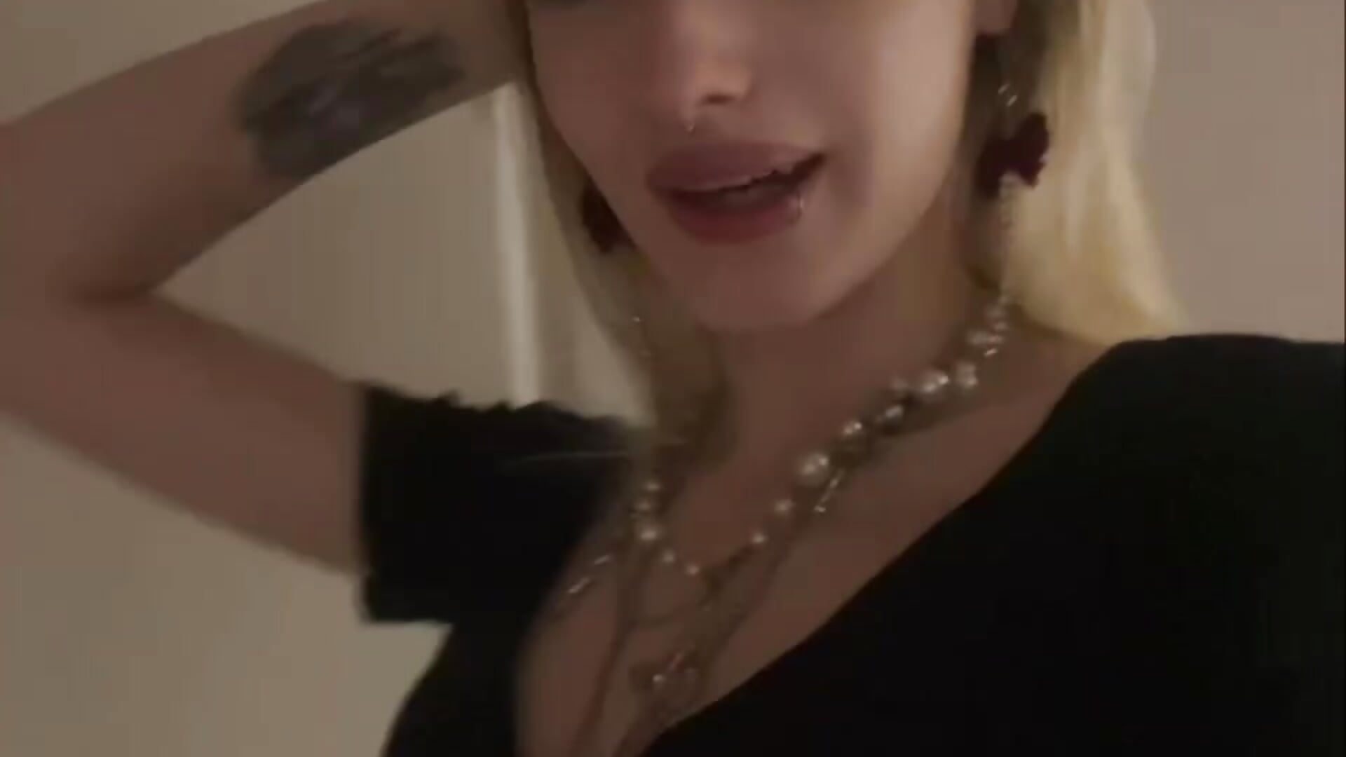 me - video by CelenFomes cam model