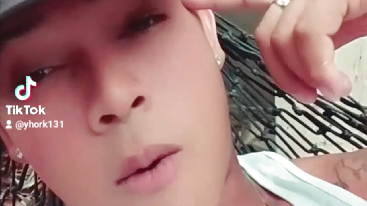 El bb - video by yhorkkk cam model