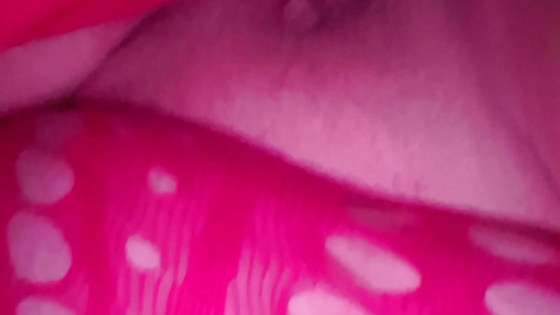 Robe rouge et jouet - video by 69Stacylove69 cam model