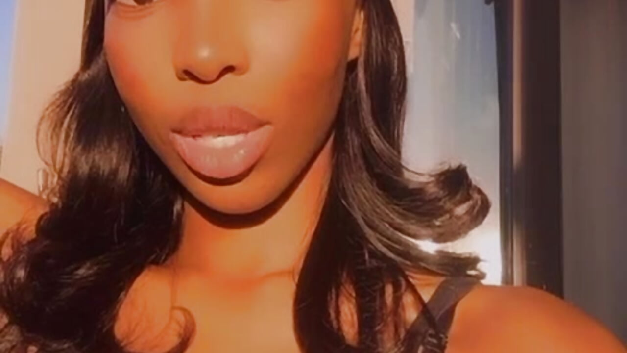 xoxo - video by BellaRosex_x cam model