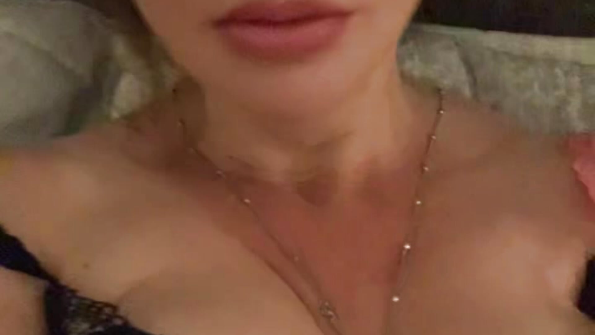 Cherry 🍒 Fun 😻 - vidéo du modèle de showcams CherryCe