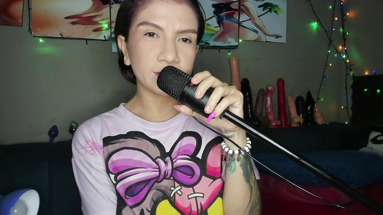 2025-08-23 23-55-55 - video by Shadia_Squirt cam model