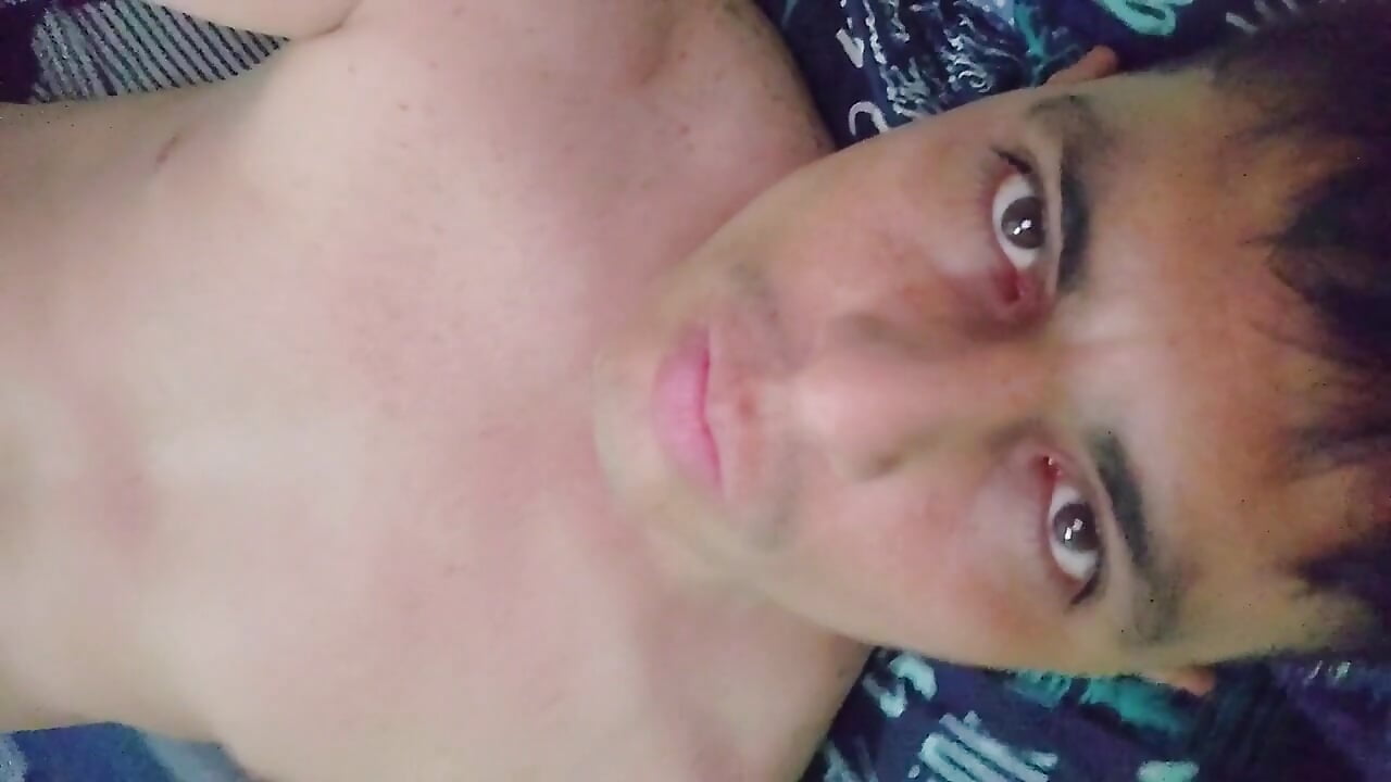 profile-intro-video-1764571013 - copy 1 Dnoche - copy 1 Dec 06:55 - video by Yucasaurio cam model