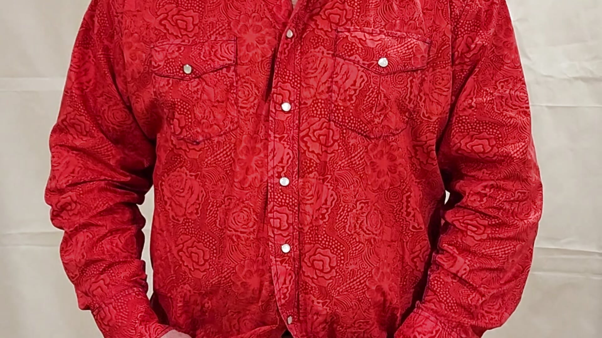 Samantha enjoys it when I unsnap my shirt – video af TC_Fireman cam-model