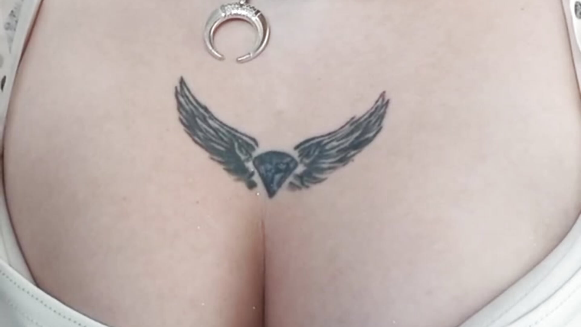 mmmmm - βίντεο μοντέλου KamillaJei