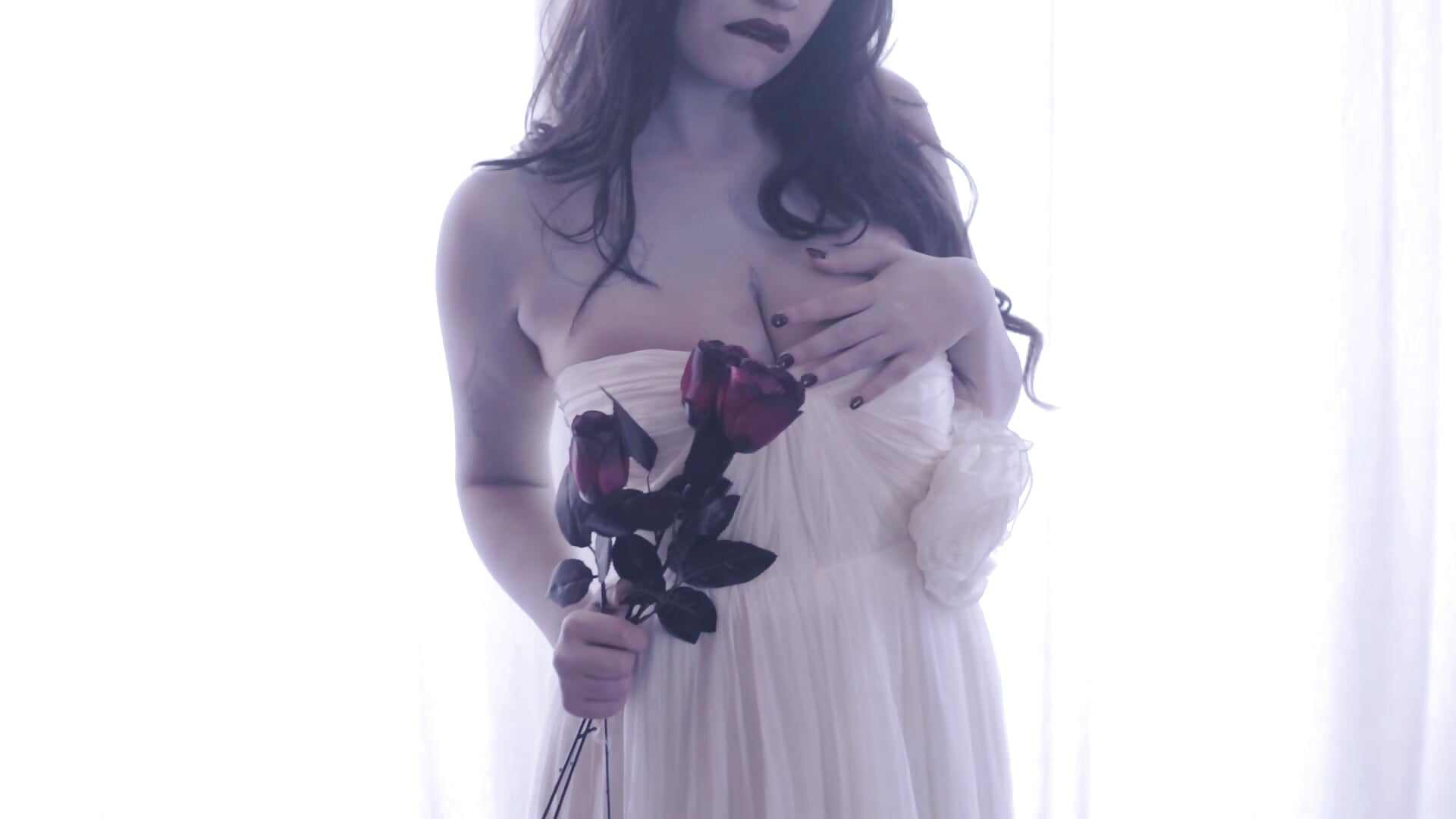 Corpse bride tease - video by SophieSkyesX cam model