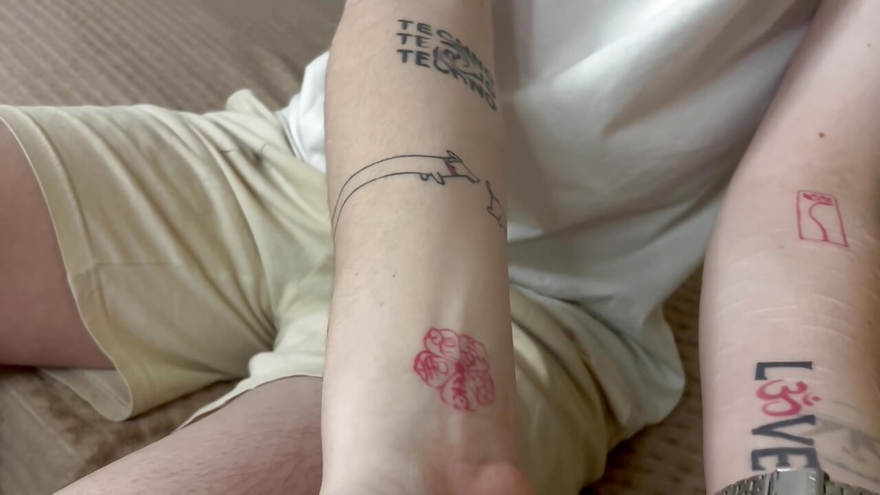 Tattoos - my body decorations - vídeo de la modelo de cam Ethan_Miltons