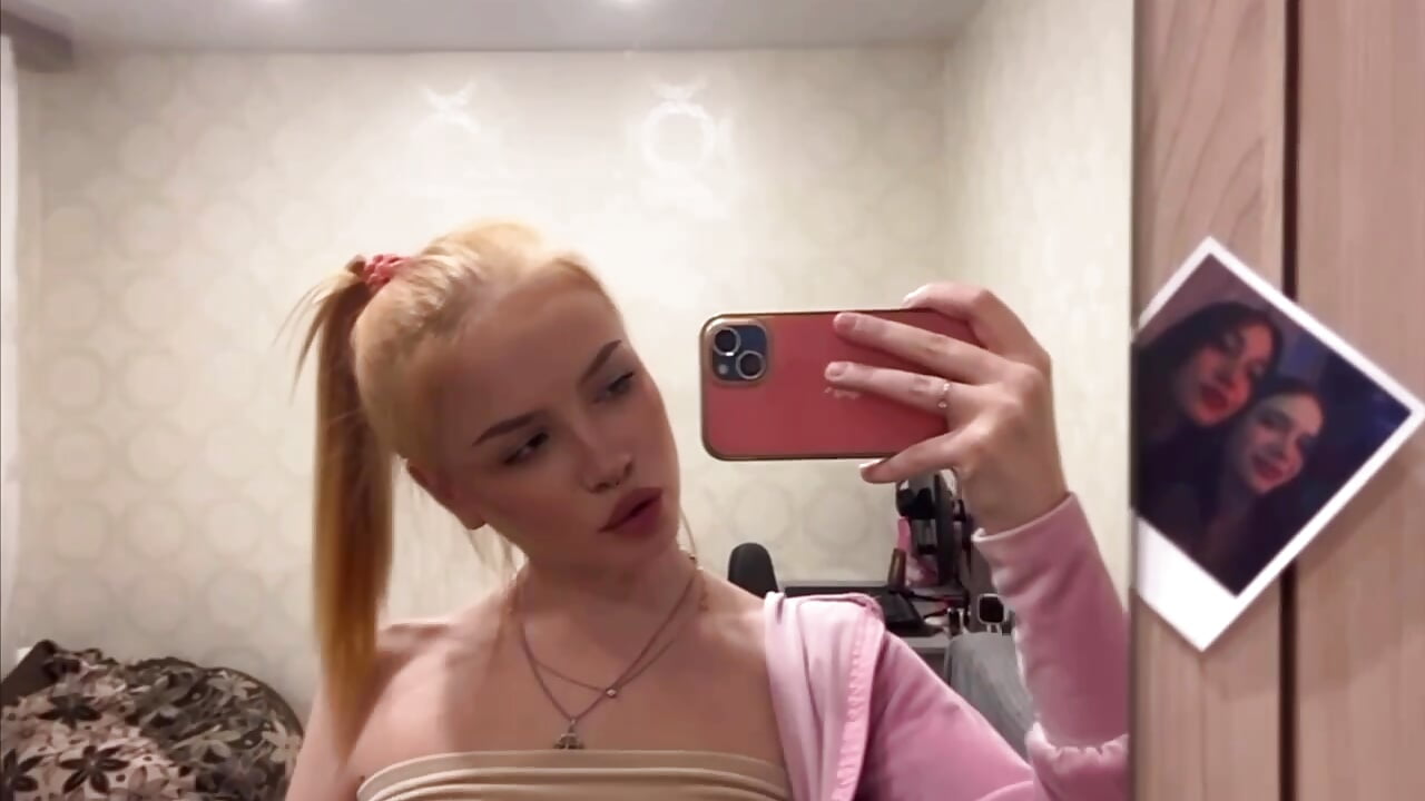 IMG_6726 - video by shinyluna1 cam model