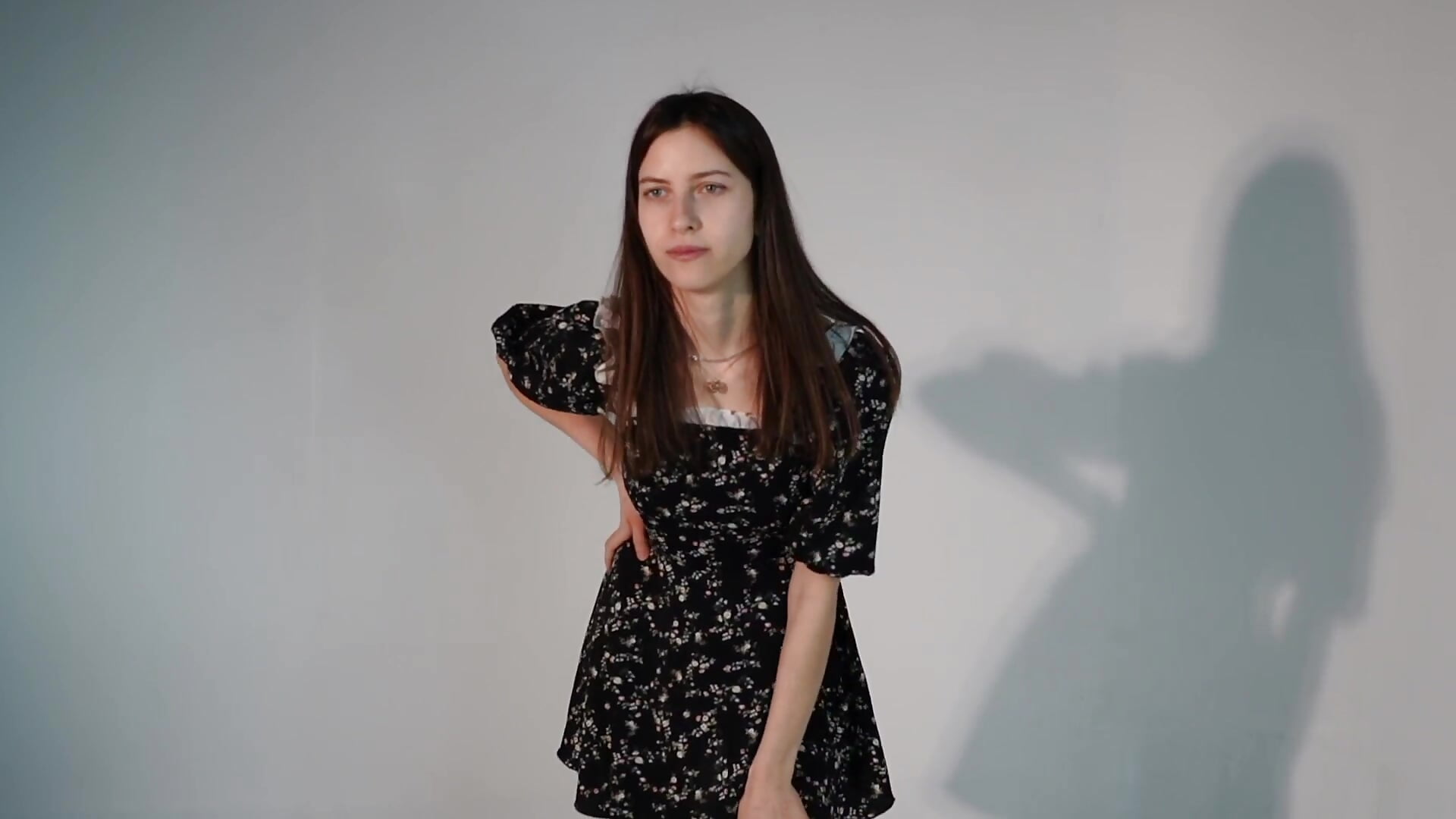 Hey hey ^ ^ – video modela na kameri UmbraElyon