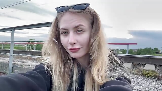 Natural me - video by _Dori cam model