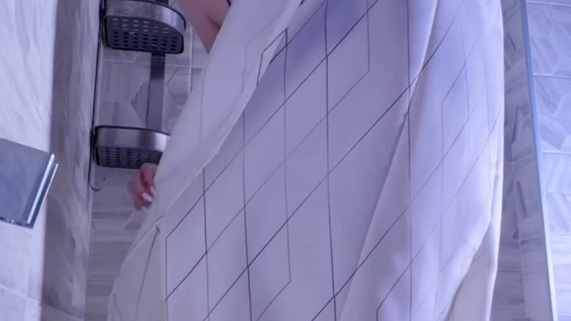 I'm dancing sexy,,, do you want to take a closer look_ - clip cu MaireLanda model videochat