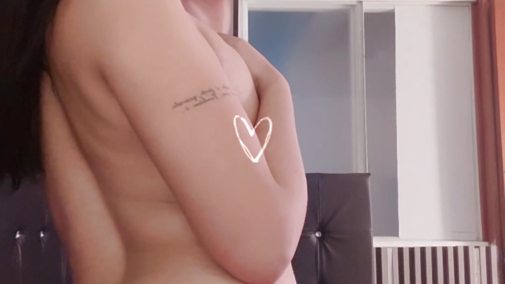 ❤️🤭 - video by abbymnd1 cam model