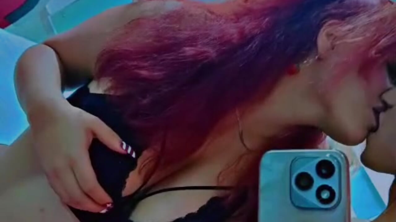 Welcome bbys🔥🍑 - video by hottie_couplee cam model