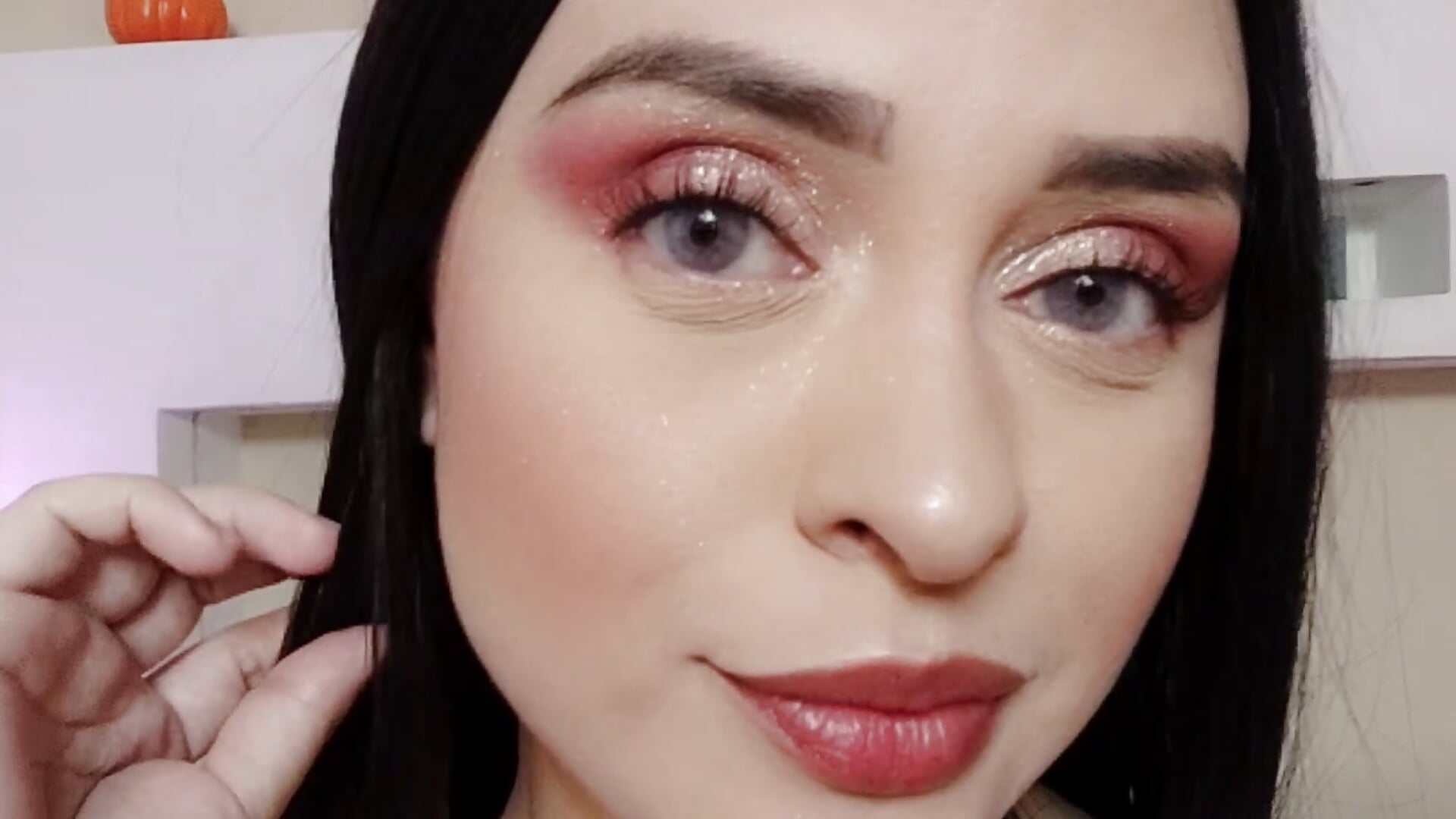 “I have the face of an angel and naughty thoughts - video by AnikaRomanoff_ cam model