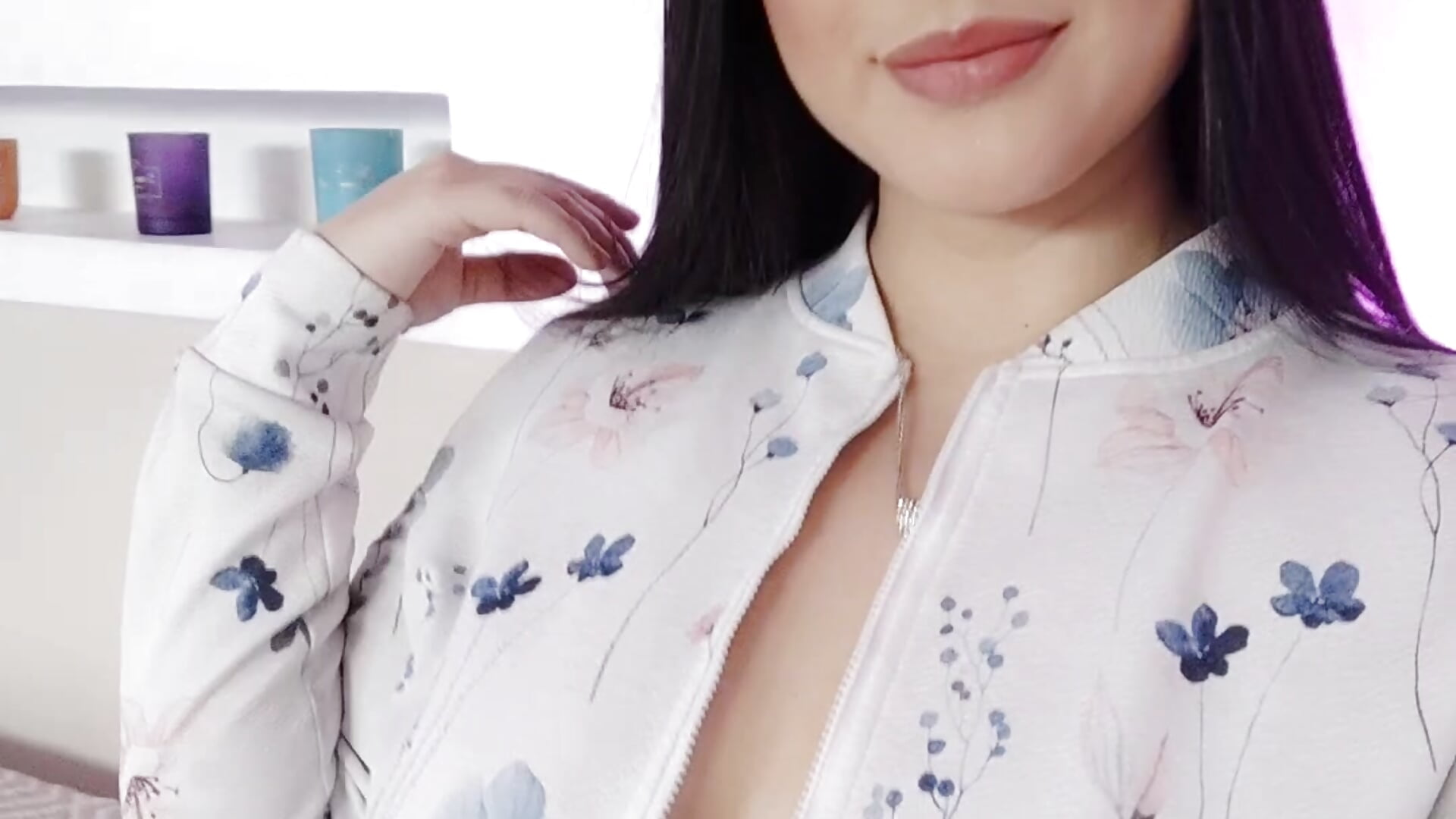 Describe me in one word 🫶 - video by AnikaRomanoff_ cam model