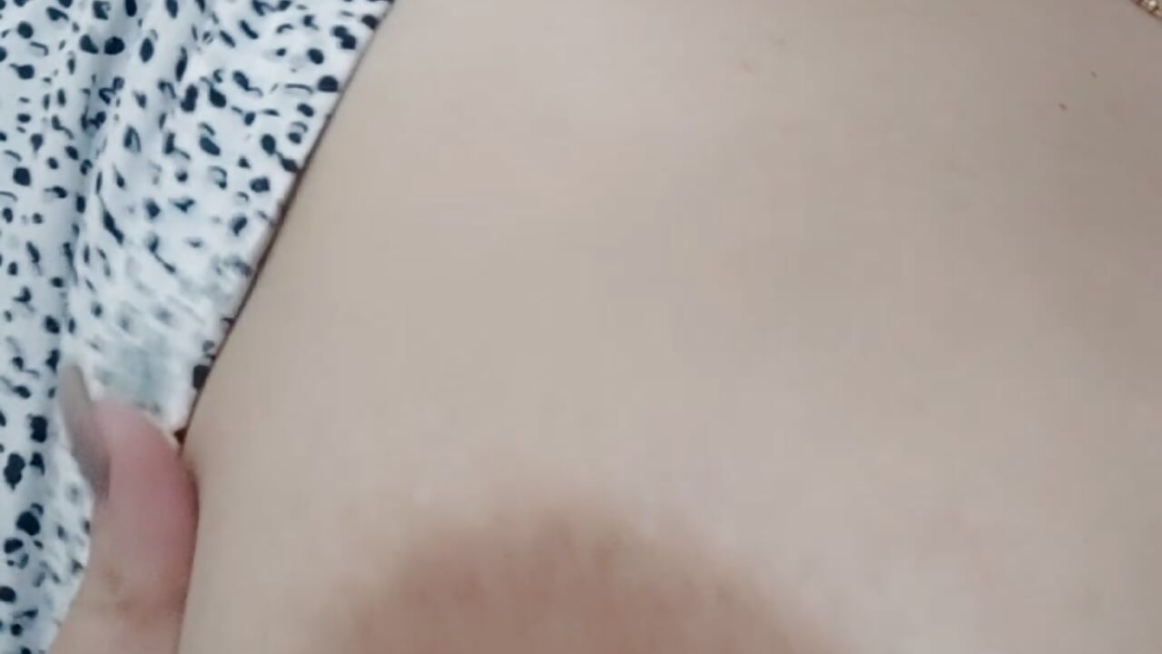 Play with my nipples and make them hard 🥵