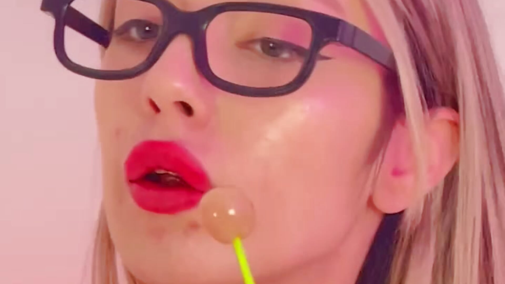 Lollipop Tease - video by SweetSinTeacher cam model