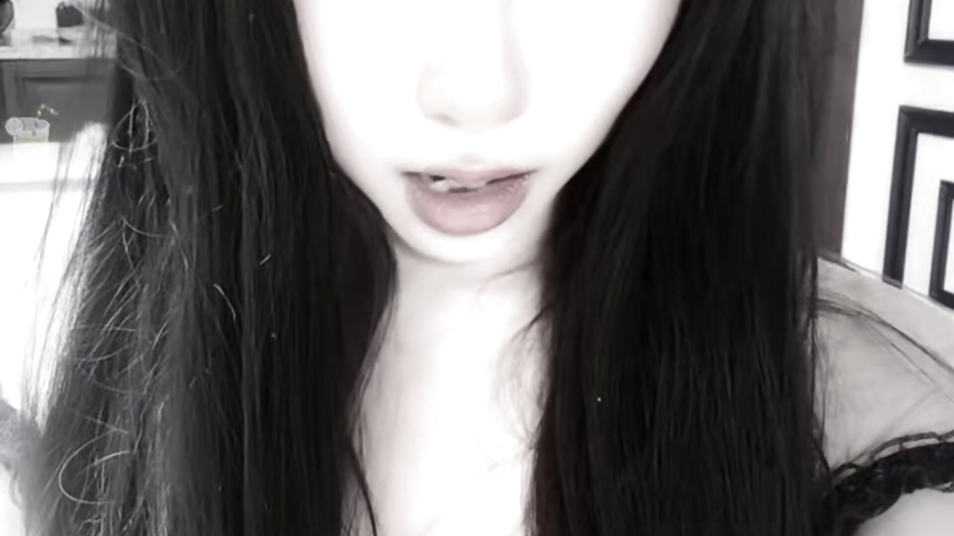 572f85f1aac872866b253e99a790171e - video oleh AK47_gril kamera model