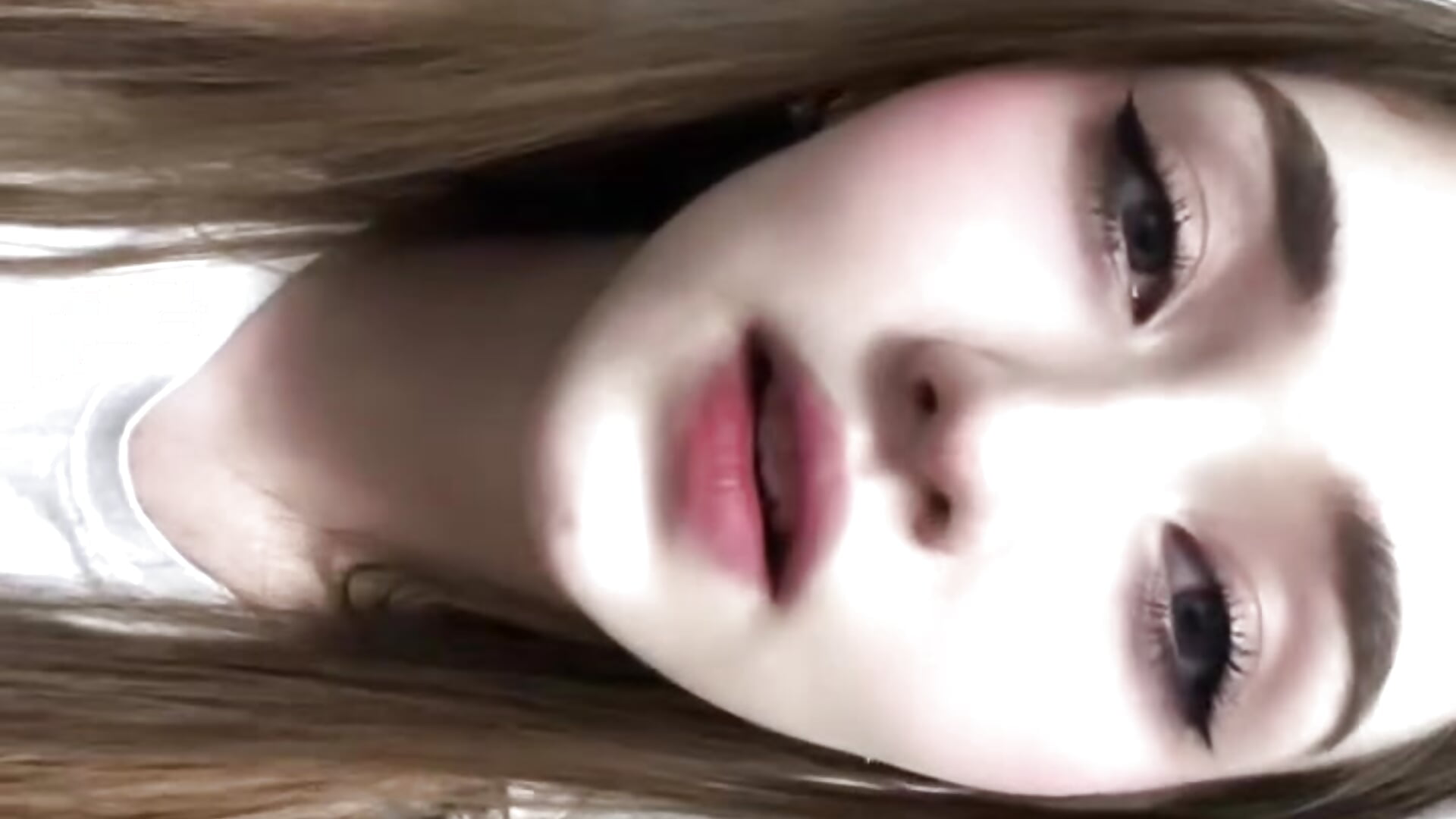 I sing🥰 2 – video af AveryBerkson cam-model