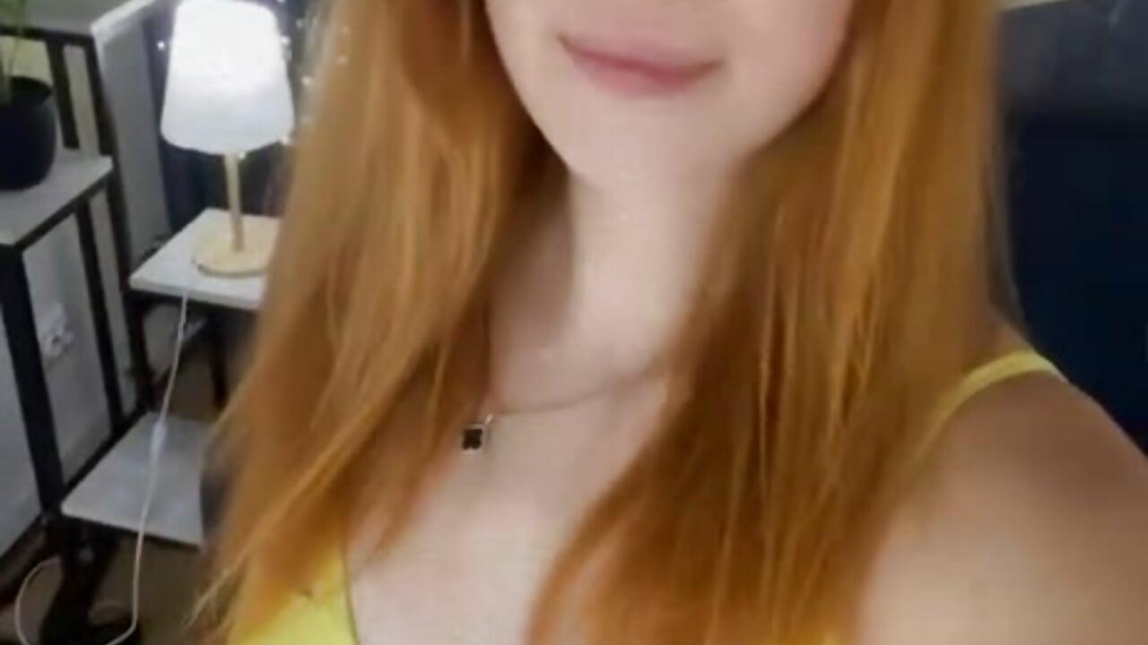 cute - วิดีโอโดย KiraNeeww โมเดลแคม