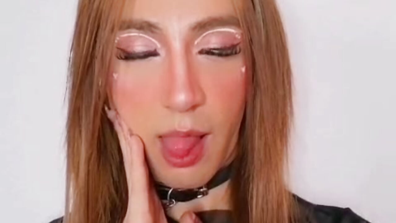 🎄🦌 This reindeer is activated with your tokens... can you help me shine? - vídeo de sasha_morel modelo de câmara