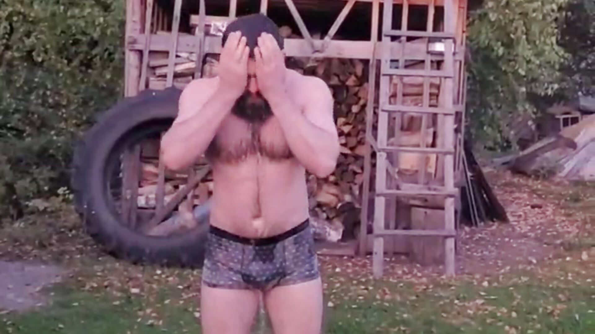 neeew - video by Ant_Power cam model