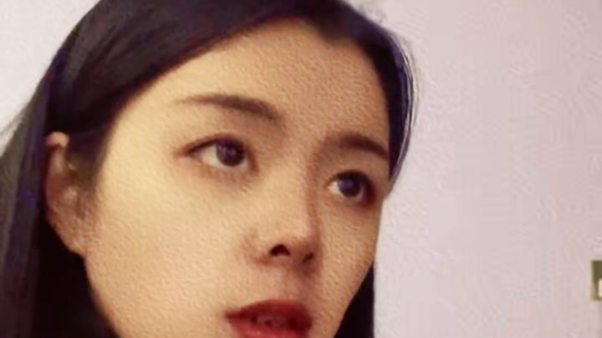 美美的。日常自拍！希望你喜欢。 - video by Helenlove2025 cam model