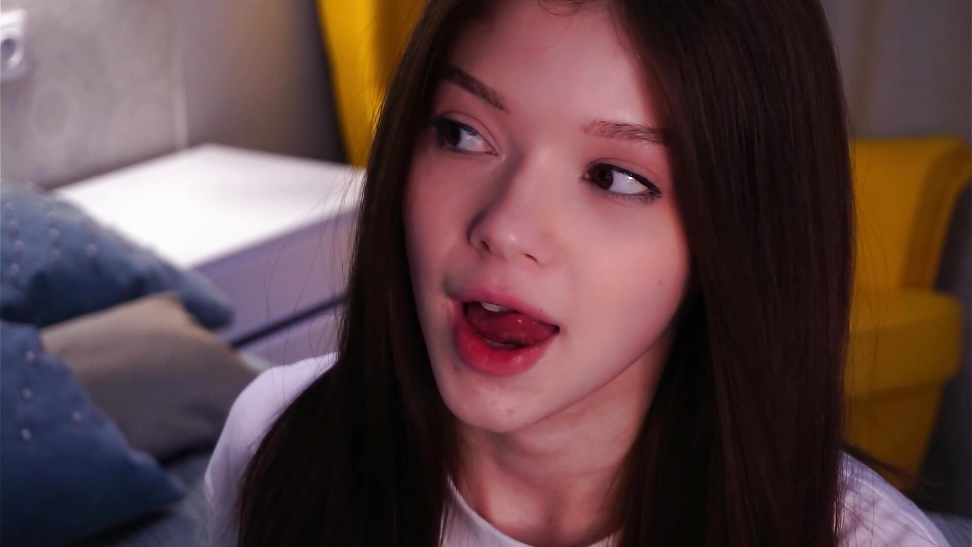 First video! - video by MarylnRedlin cam model