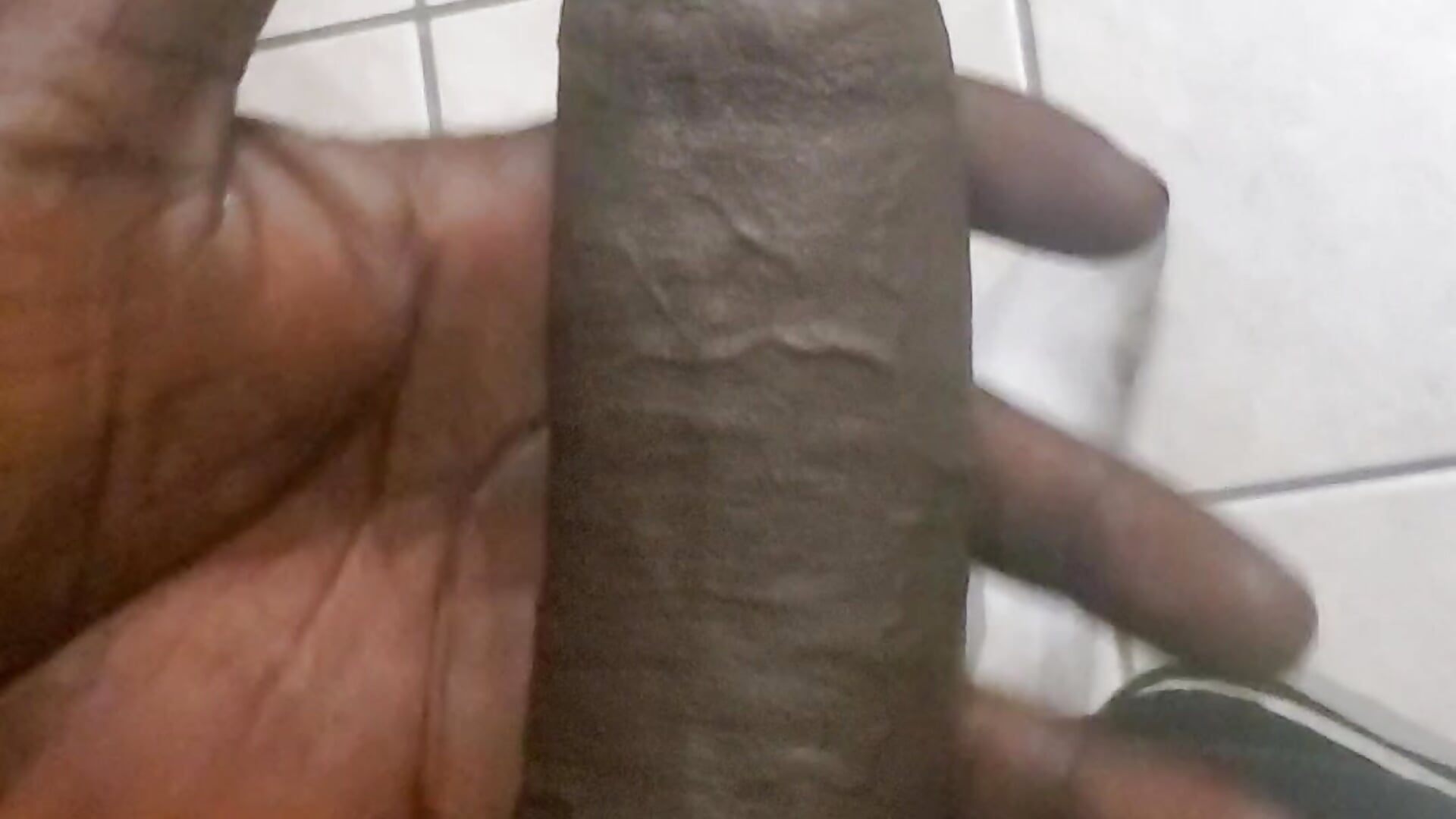 Hold steady - video by esirdrops3 cam model