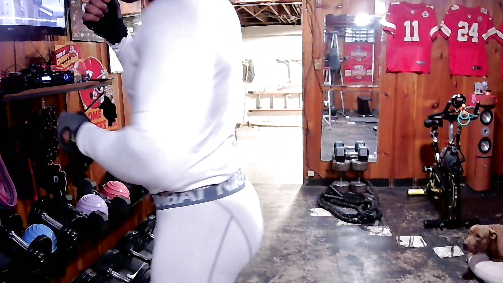 First Video- Arm Workout intro - Vídeo de Black-Silver-Fox, modelo de vídeos