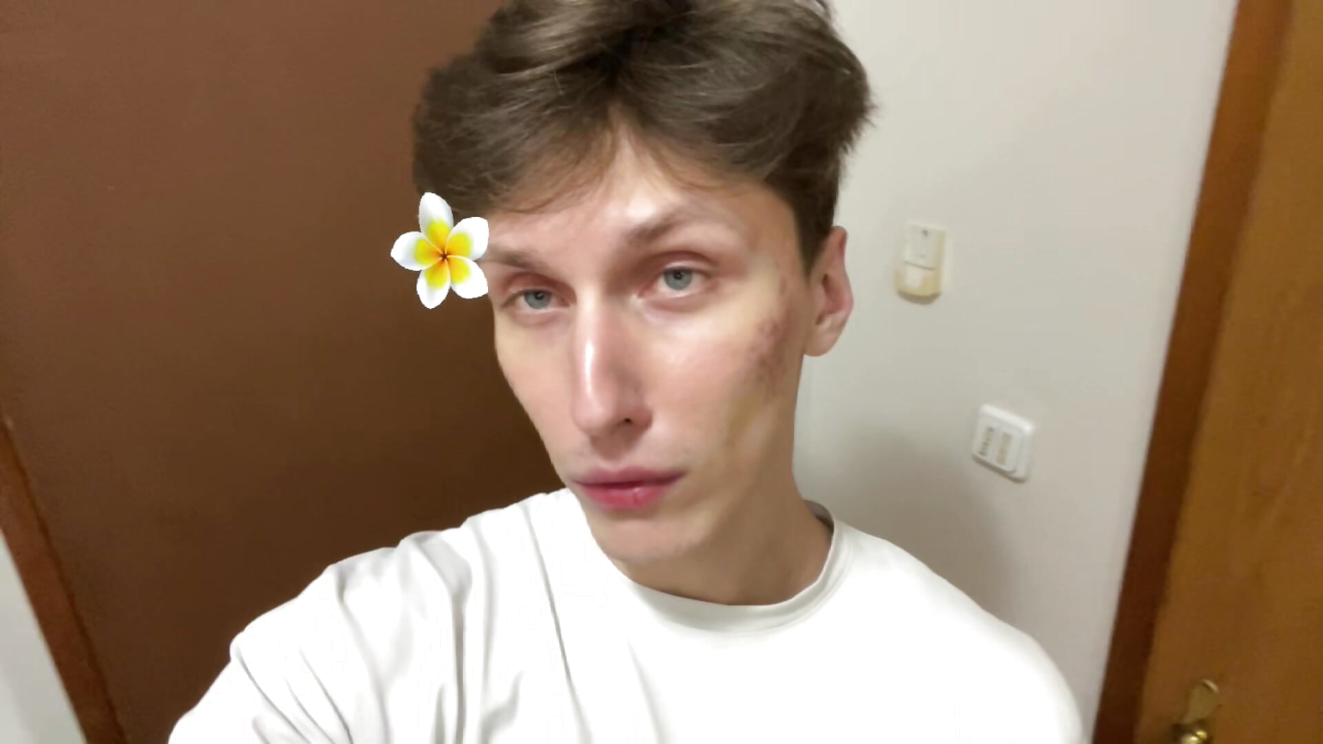 🦋 - video by imadri cam model