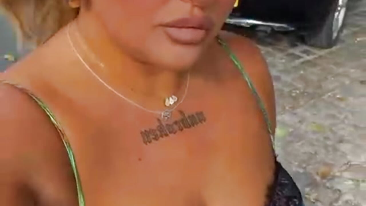 just me x - vídeo de MissRaven_x modelo de câmara