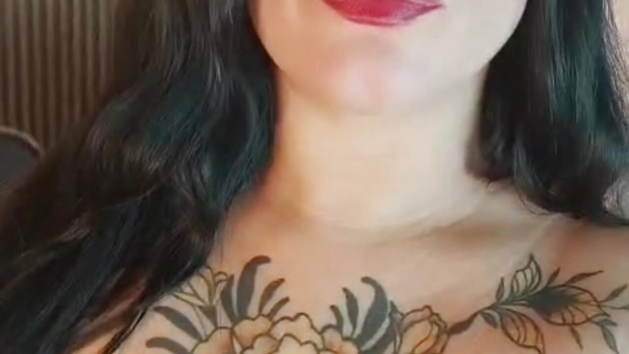 WHITE - video by Ambar_Cooxx cam model