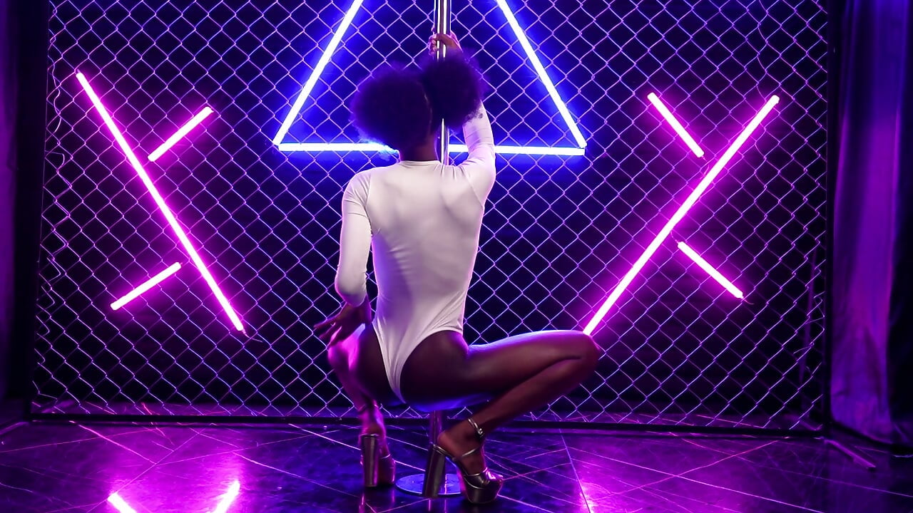 😈😘 - βίντεο μοντέλου _Alaana