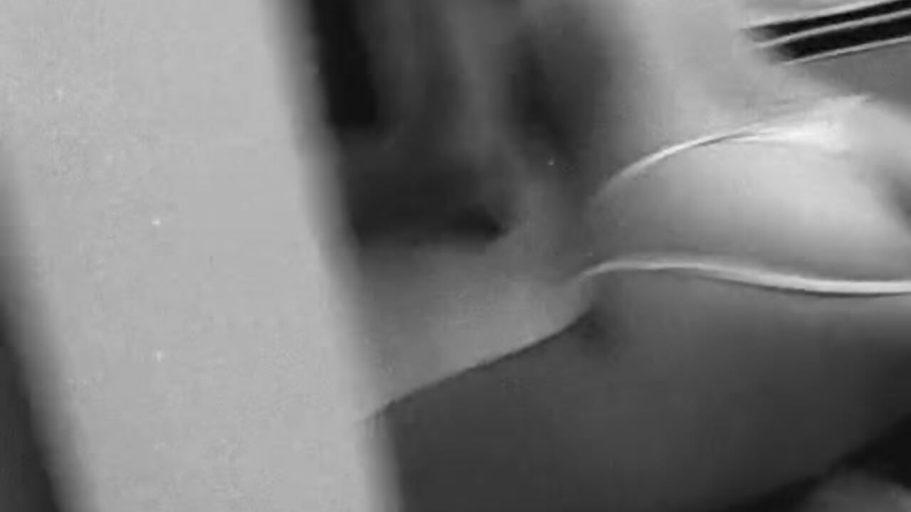 WhatsApp Video 2025-12-02 at 6,31,08 PM - video by zara_fox44 cam model