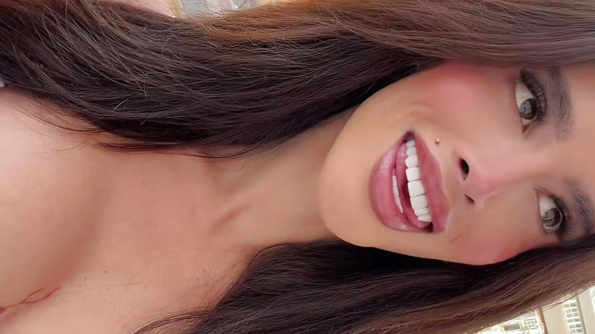 FOLLOW ME tikTK @Jeeaneskii 😈 - video by Jeeaneskii_top cam model