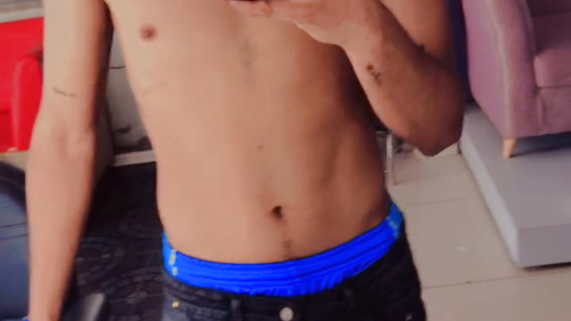Solo en mi salón 😬🔥🥵 - video od modeloxtz