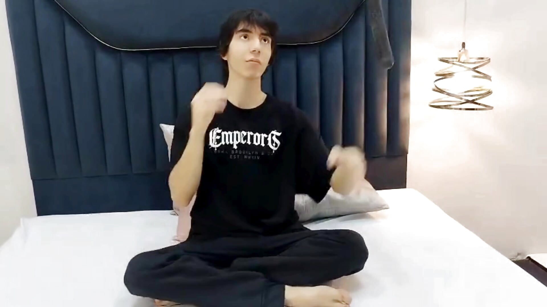 ✌🏻 - video by JeffBellfort cam model