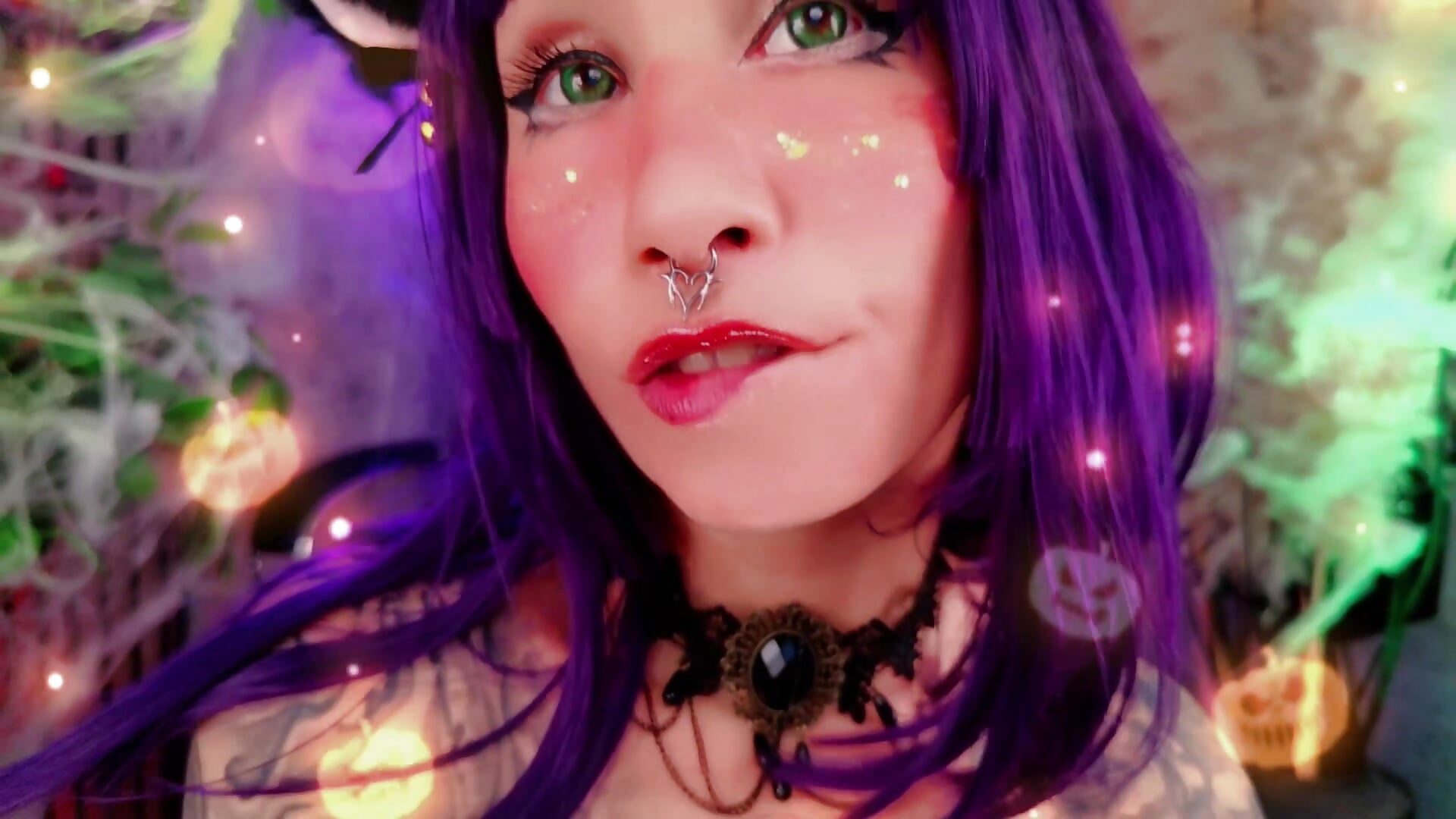 Happy Halloween 🎃 – video od webkamerové modelky Vespera_Nekogirl