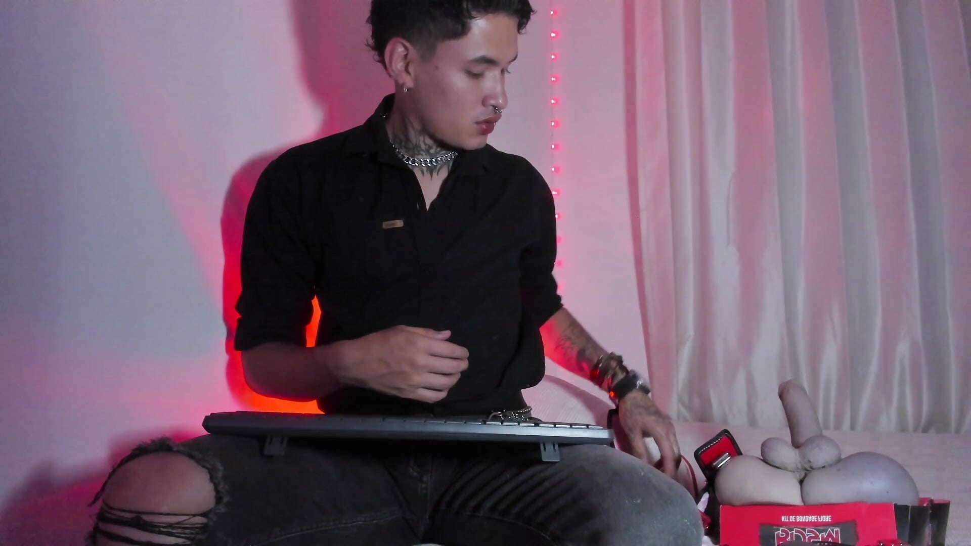 Things for play! 🔥 - video by AlecBanne cam model