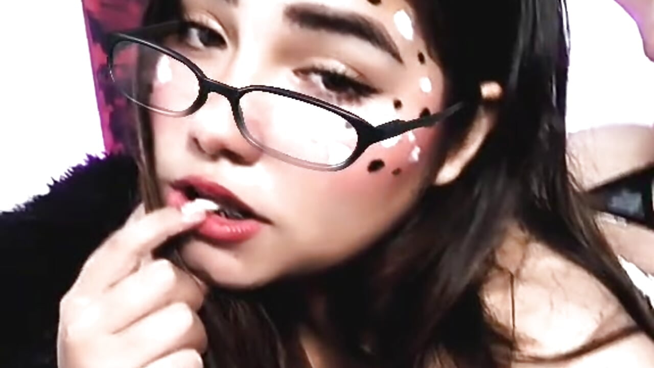 v09044g40000d3ii47vog65iegor65gg - video di Miaa_scott01 modella di cam