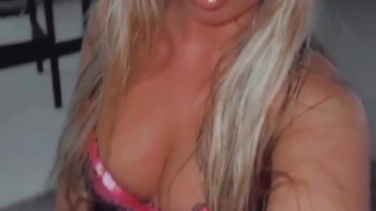 Cheeky ;)– AimeeSouthx kameramodell videója