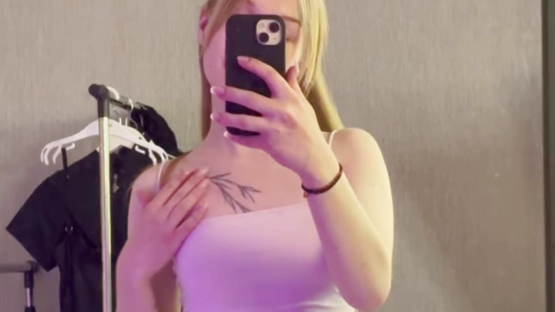 <3– Katy_Midocalm kameramodell videója