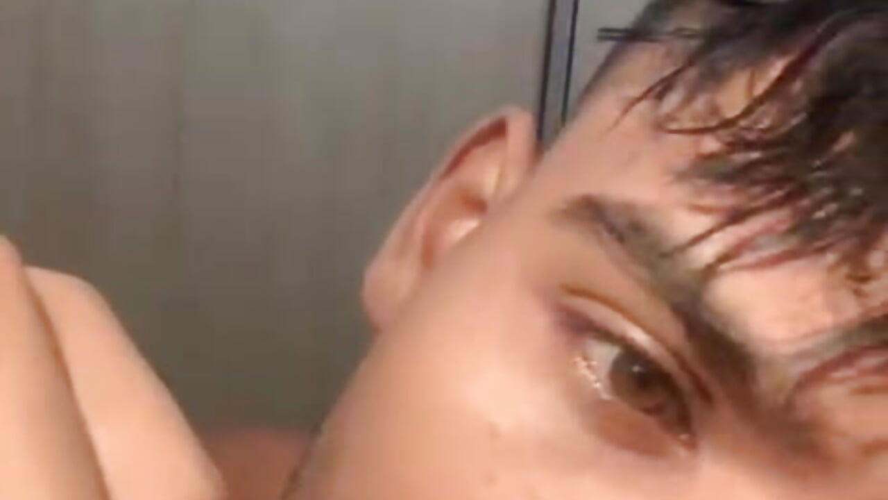 🔥😈RyanBuckx🔥😈 - video by RyanBuckx cam model