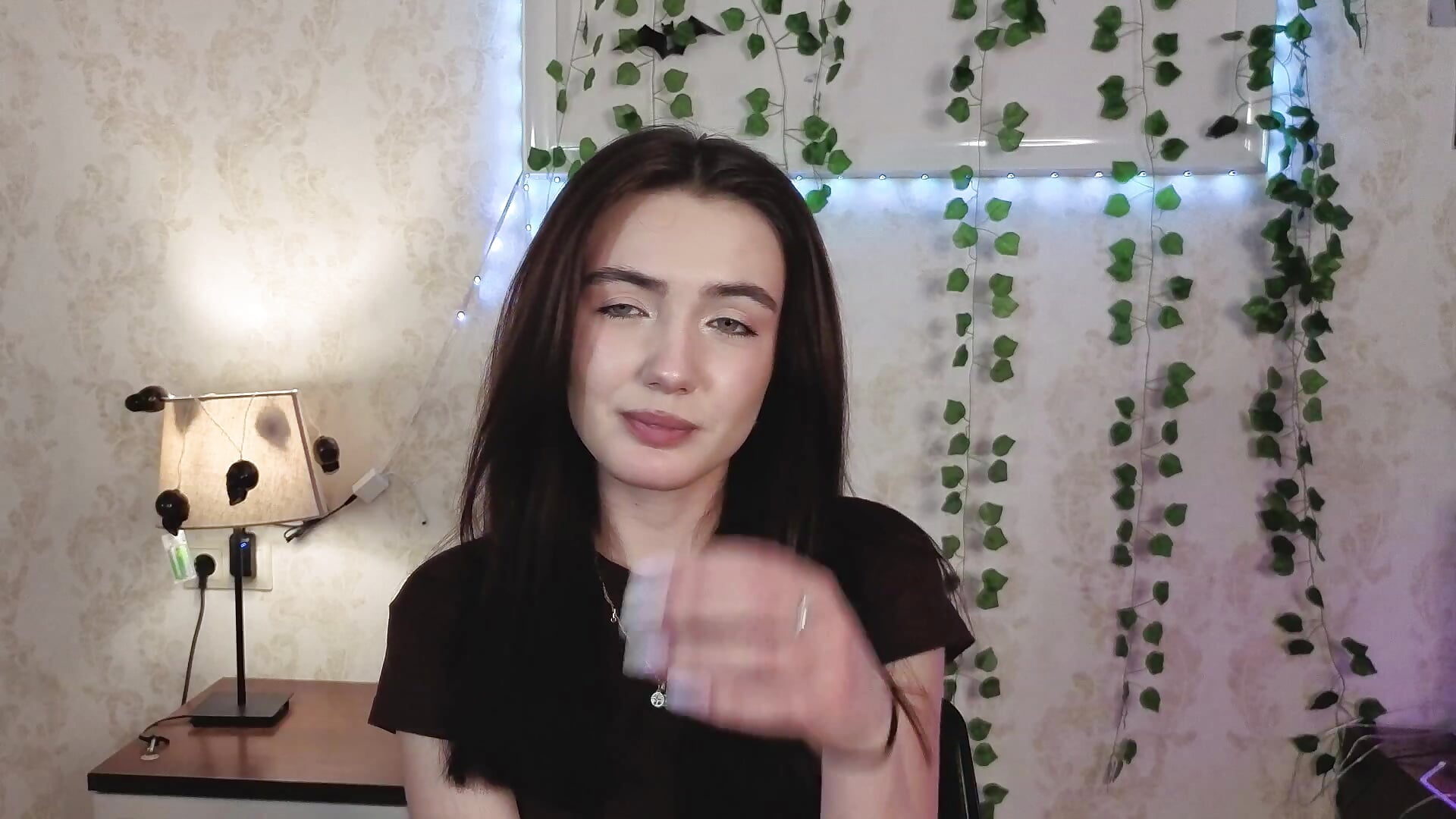 Hey! - video by RenownedMister cam model