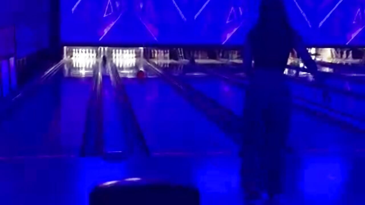 My passion for bowling🎳 - video by tiffanybrowm cam model