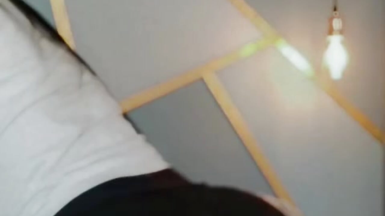 A sexy bouncing ass🍑 - video by tiffanybrowm cam model