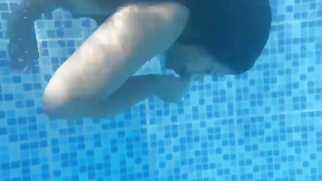 A MERMAID IN THE WATER LOL