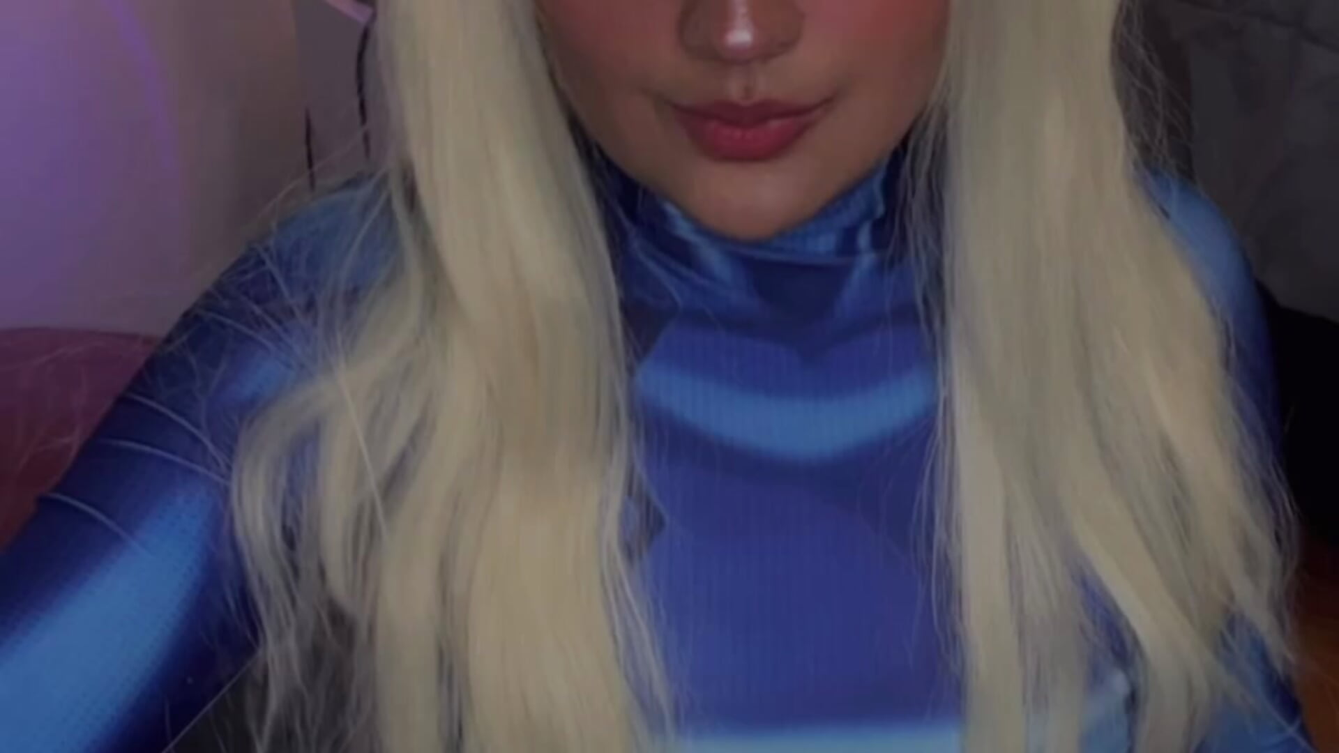 CB3B576D-A315-4A2E-A7F9-10102FDFDDD2 - video di sunnymoonn__ modella di cam