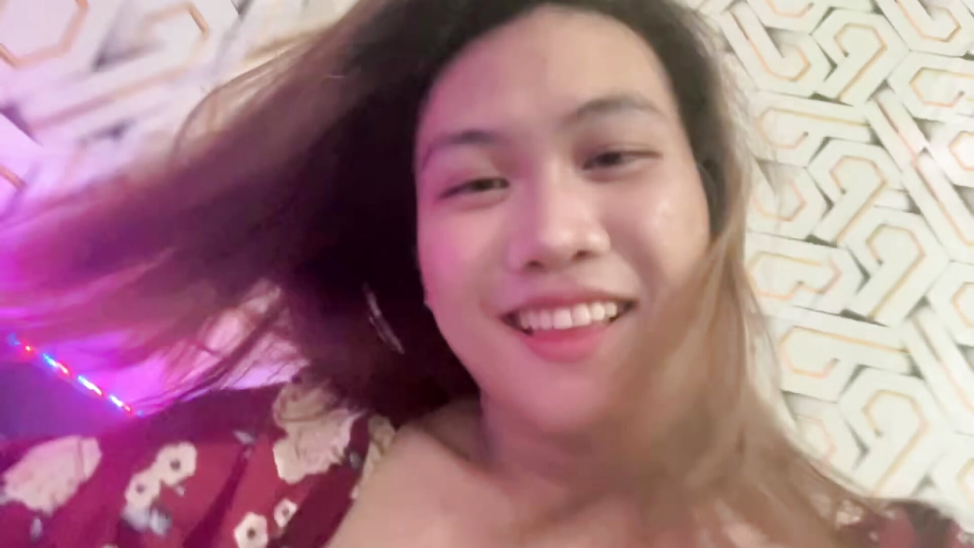 21945c25fa84451099302513bf538b85 - video của người mẫu cam luna_love_bitex